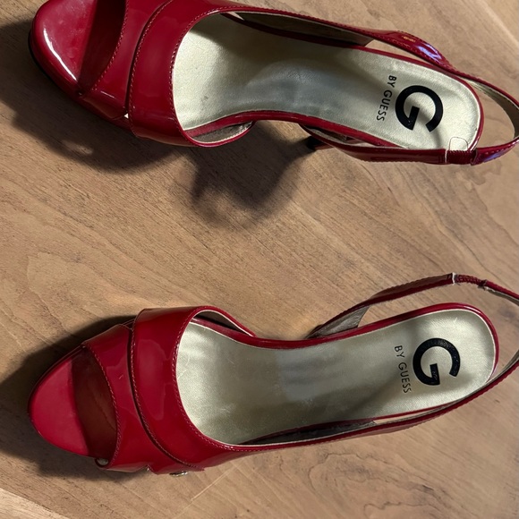Guess red stilettos size 10 gorgeous! - Picture 4 of 4